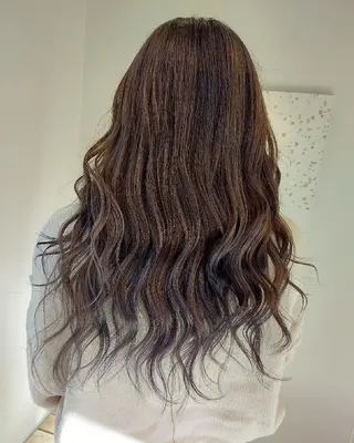 ロング カラー grow上野御徒町【グロウ】所属・ブリーチ・ハイトーン 特化🎉内山のヘアスタイル