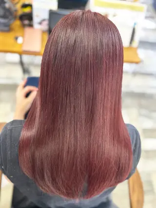 ロング カラー 小澤 日菜のヘアスタイル