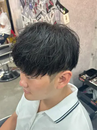 ミディアム 👑パーマの王様👑 【メンズ専門店】のヘアスタイル