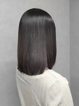 ミディアム 鳥山 留奈のヘアスタイル