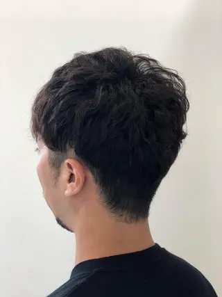 ショート パーマ 渡邉 ケイジのヘアスタイル