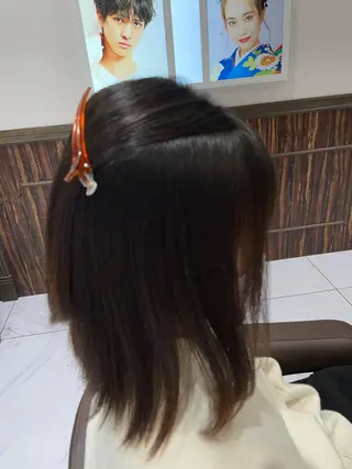 ミディアム いとう このみのヘアスタイル