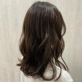 ミディアム カラー 🫧透け感⋆艶髪💎 山口アヤカのヘアスタイル