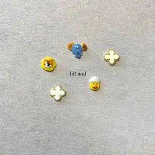 pllia beautyのネイルデザイン