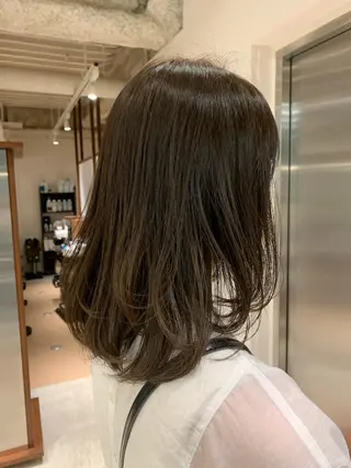 ミディアム カラー 【ミディアムと ロングに特化】島田恋のヘアスタイル