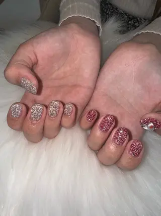 ネイル bylaki🌈 RENAのネイルデザイン