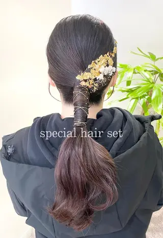 ロング カラー ヘアアレンジ clomus所属・YUKA艶髪 🌸寛ぎ部屋のヘアスタイル