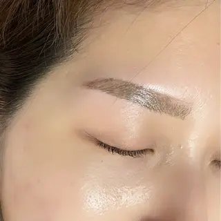 アイブロウ Ayumi.dre 🌸Y《2階》のマツエク・マツパデザイン