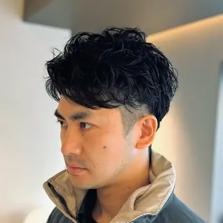 パーマ メンズ スパイキーショート 大人パーマ 丸山のヘアスタイル