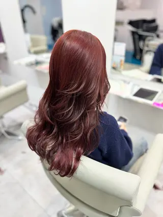 カラー YUZUKI レイヤーカット/艶髪のヘアスタイル