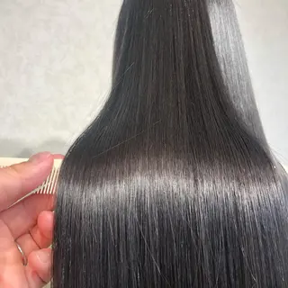ロング ムトウセイマ/艶髪 /艶ケアWブリーチのヘアスタイル