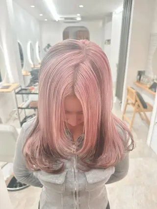 セミロング カラー デザインカラー ダイチのヘアスタイル