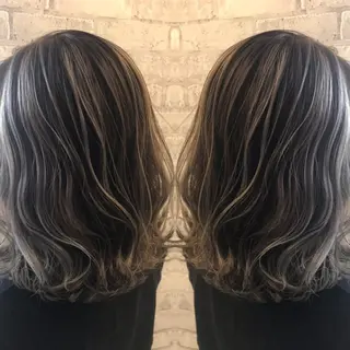 ミディアム カラー EARTH 越谷店のヘアスタイル