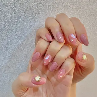 ネイル Salon Aina北千住所属・Salon Aina manaのネイルデザイン