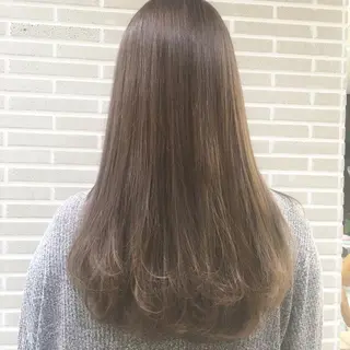 ロング 潟上 菜摘のヘアスタイル