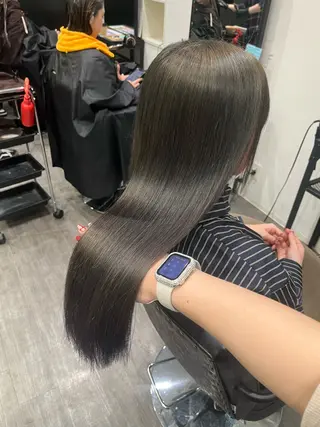 ロング カラー 松尾 遥花のヘアスタイル