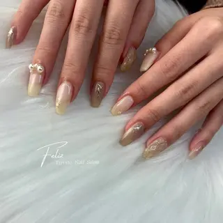 ネイル Feliz所属・Feliz 楽しいネイルサロンのネイルデザイン