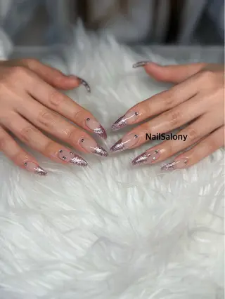 ネイル Nail Salon yのネイルデザイン