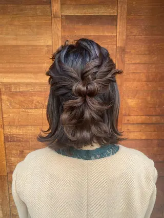 ショート ヘアアレンジ ハイトーン 永田翔華のヘアスタイル