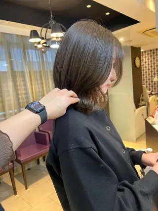 ミディアム カラー 田中 月菜のヘアスタイル