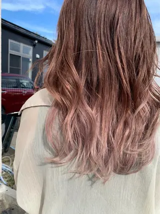 ミディアム カラー 齋藤 志穂のヘアスタイル