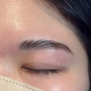 アイブロウ 𝐫𝐚𝐢 𝐧𝐚𝐢𝐥の眉毛・アイブロウイメージ