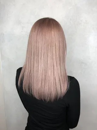 ミディアム カラー _WHITE 天王寺のヘアスタイル