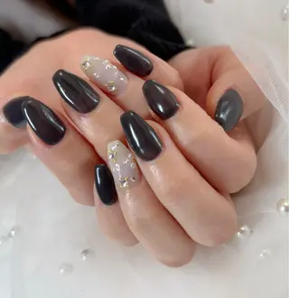 ネイル 黒瀬 奈津季のネイルデザイン