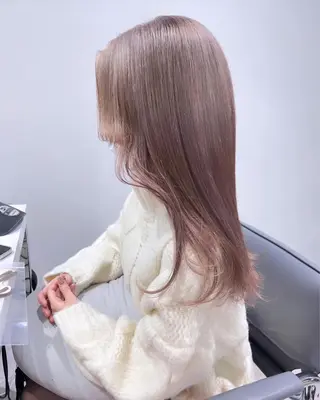 ロング カラー LANTERDIT所属・武藤 愛永のヘアスタイル