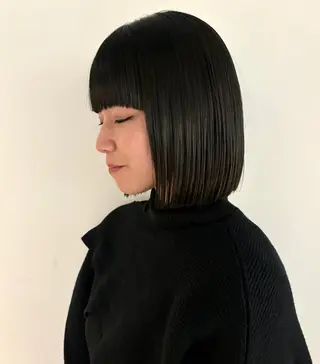ショート カラー やまもと さえのヘアスタイル