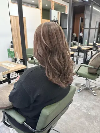 セミロング 店長🌟小顔似合わせ デザインカラー◎古田のヘアスタイル