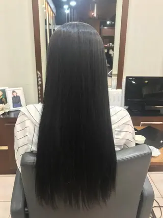 ロング カラー Zina天王寺 CHIAKIのヘアスタイル