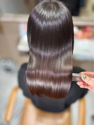 ミディアム パーマ 🩶医療×美髪‎🤍 完全個室髪質改善のヘアスタイル