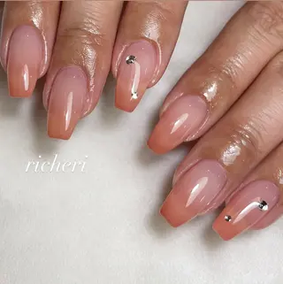 ミディアム ネイル richeri beautyのエステ・リラクイメージ