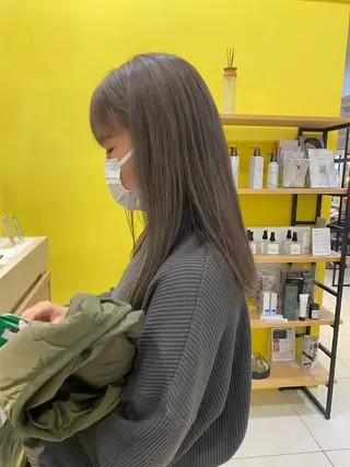 セミロング カラー riho/ブリーチ/ デザインカラー/辻堂のヘアスタイル