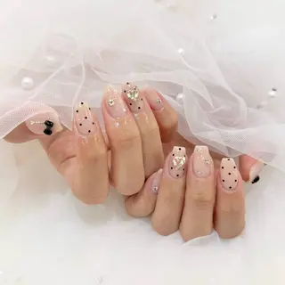 ネイル pool Yuzu🌷のネイルデザイン