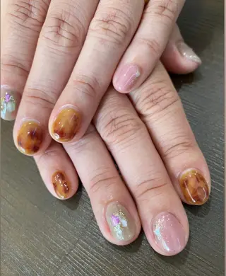 ショート cattleya nailのネイルデザイン