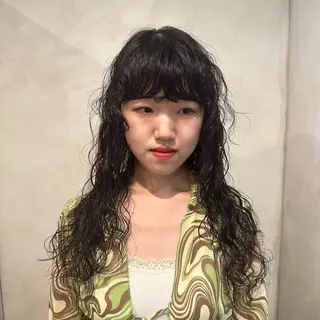 ロング パーマ Aust hair Stella新宿所属・Yuki☺︎パーマ レイヤーカットウルフのヘアスタイル