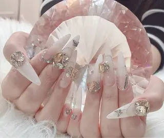 ネイル LoaChaton kaeのネイルデザイン