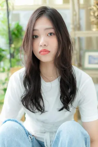 パーマ 出町 光流のヘアスタイル