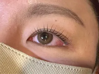 マツエク・マツパ TotalBeautysalonCURE所属・CURE 朱梨のマツエク・マツパデザイン