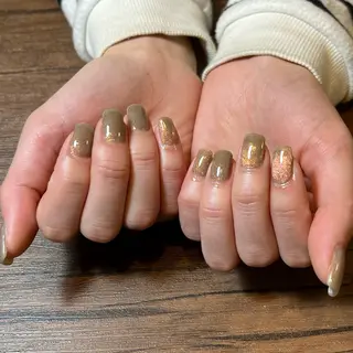ネイル HENRIETTA NAILSALONのネイルデザイン