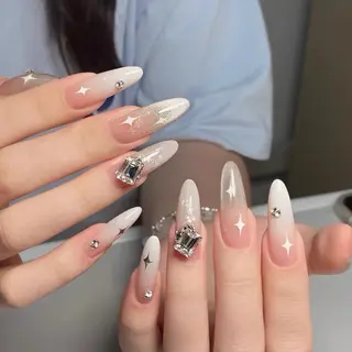 ネイル 菲菲ネイルサロン所属・FJ ネイルサロンのネイルデザイン