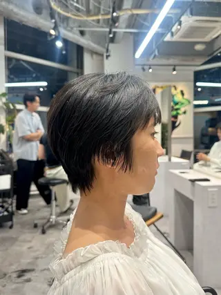 ショート ごとう さなのヘアスタイル