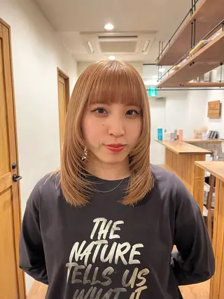 ミディアム カラー china/ボブ/ ブリーチカラーのヘアスタイル