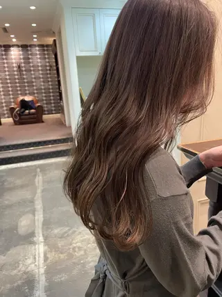 ロング カラー classic 新横浜所属・大人girly🛋️ 🤍yukakoのヘアスタイル