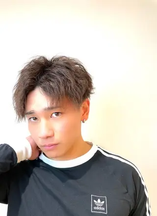 パーマ メンズ IwAsh中山所属・✂︎中山ブリーチ・ パーマ✂︎露木智也のヘアスタイル