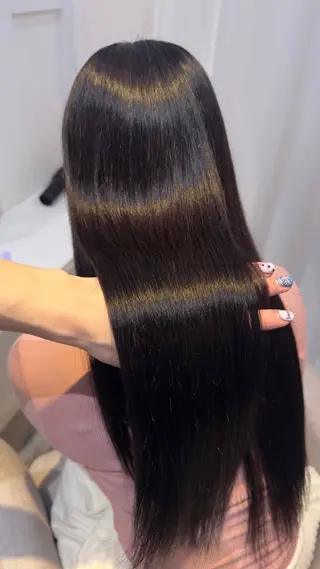 ロング 【透明感カラー🫧】 【梅田】ハルのヘアスタイル