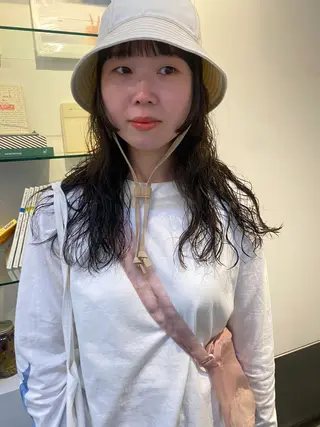 ミディアム パーマ 永田 愛莉のヘアスタイル