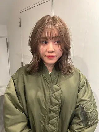 ミディアム カラー hen所属・心斎橋/レイヤー/ ブリーチ/モエのヘアスタイル